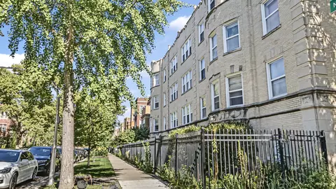 6307 N Claremont Ave #3, Chicago, IL 60659