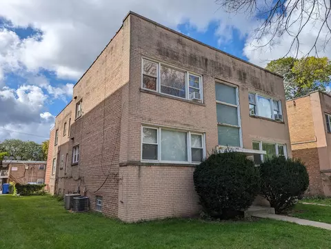 2529 W Farragut Ave, Chicago, IL 60625