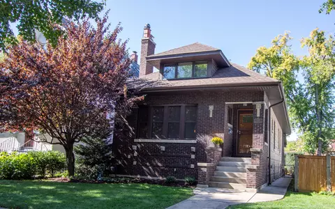 1123 Wenonah Ave, Oak Park, IL 60304