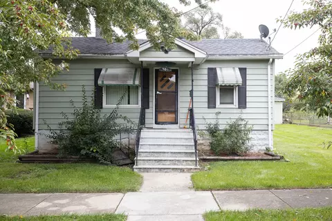 706 Clinton St, Lockport, IL 60441