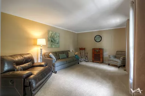 809 Arrowhead Ln, Saint Charles, IL 60174 photo 7