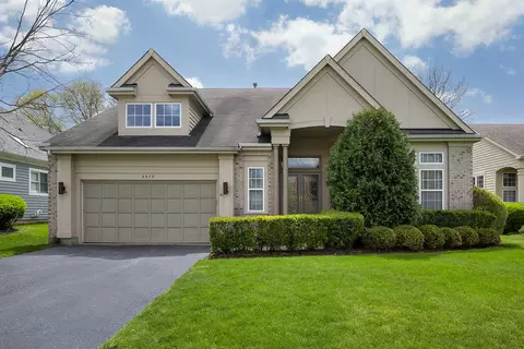 2372 Glen Eagles Ln, Riverwoods, IL 60015