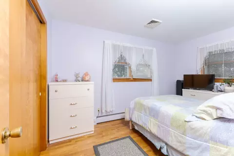 108 E 5th St, Gridley, IL 61744 photo 9