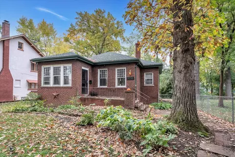 9733 S Wood St, Chicago, IL 60643