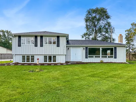 27510 S Forest View Ln, Beecher, IL 60401 photo 1