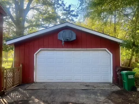 518 Sunset Dr, Marengo, IL 60152 photo 2