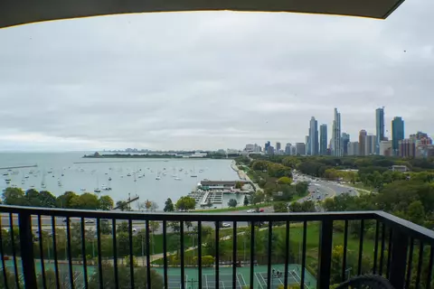 400 E Randolph St #1405, Chicago, IL 60601 photo 4