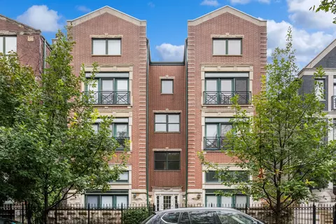 867 N Paulina St #3S, Chicago, IL 60622