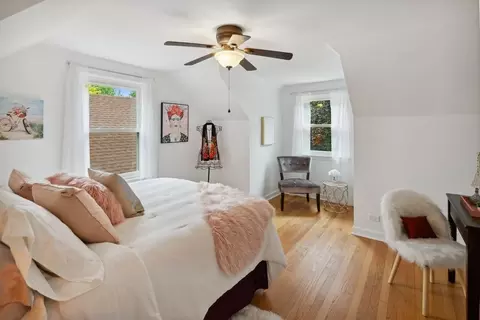 2014 Dobson St, Evanston, IL 60202 photo 22