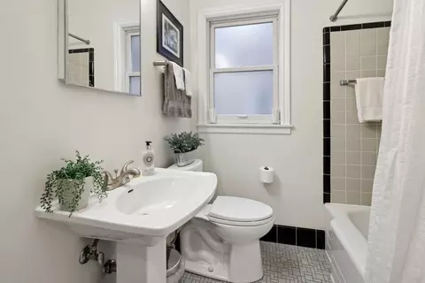 2014 Dobson St, Evanston, IL 60202 photo 21