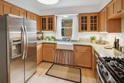 2014 Dobson St, Evanston, IL 60202 photo 9