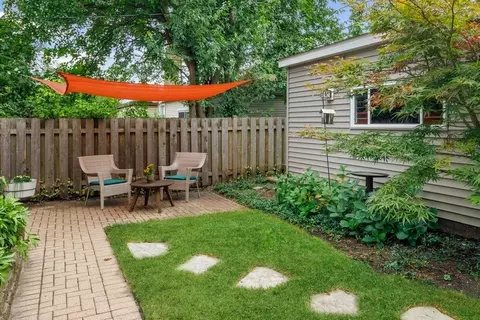 2014 Dobson St, Evanston, IL 60202 photo 30