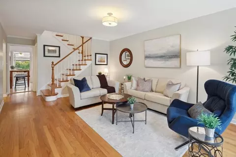 2014 Dobson St, Evanston, IL 60202 photo 3
