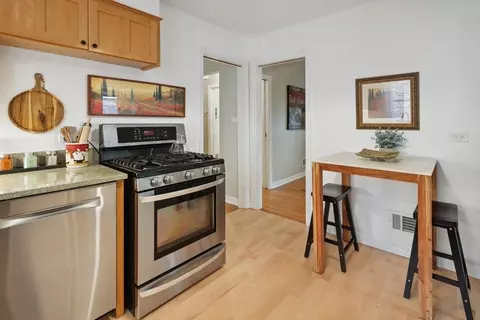 2014 Dobson St, Evanston, IL 60202 photo 11