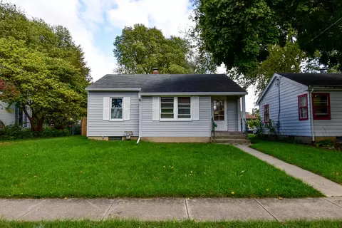 1120 N Walnut St, Pontiac, IL 61764