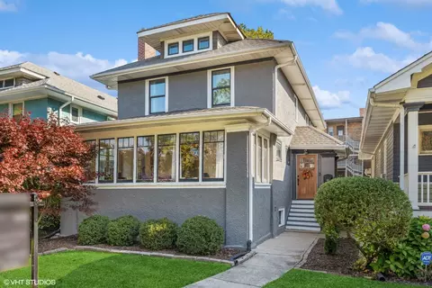 740 S Humphrey Ave, Oak Park, IL 60304