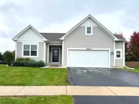 3920 Kristen Ct, Plano, IL 60545