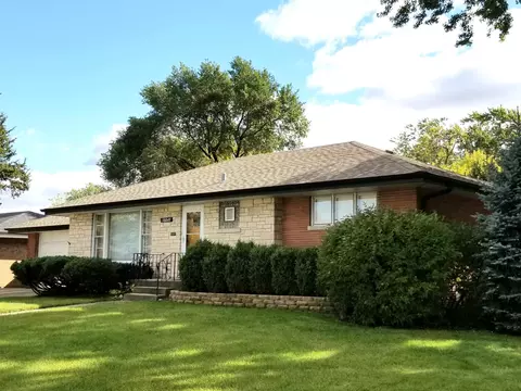10045 Westmanor Dr, Franklin Park, IL 60131