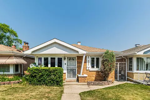 8041 Neenah Ave, Burbank, IL 60459