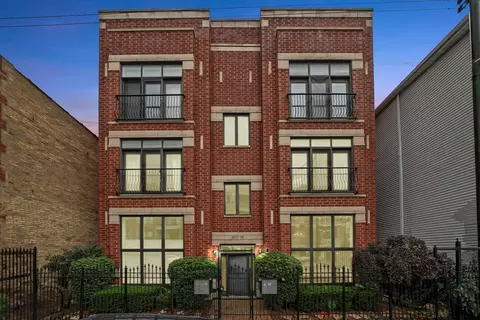 3057 N Clybourn Ave #1S, Chicago, IL 60618