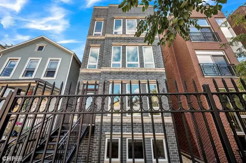 1415 W Walton St #1, Chicago, IL 60642