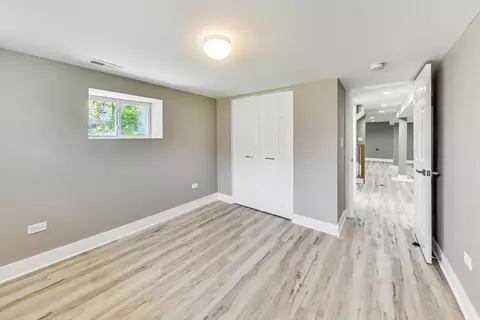 1739 E 83rd Pl, Chicago, IL 60617 photo 20