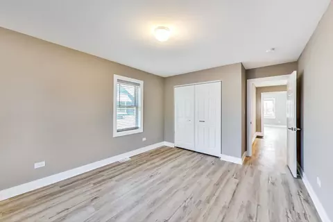 1739 E 83rd Pl, Chicago, IL 60617 photo 15