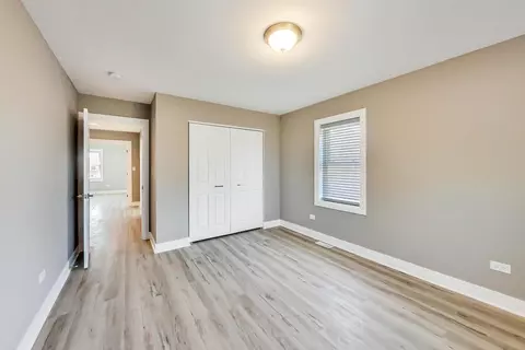 1739 E 83rd Pl, Chicago, IL 60617 photo 16