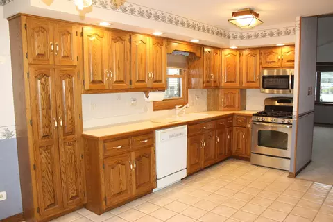 5404 137th Pl, Crestwood, IL 60445 photo 14