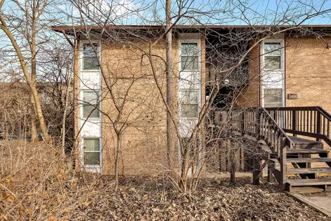 5514 E Lake Dr #E, Lisle, IL 60532