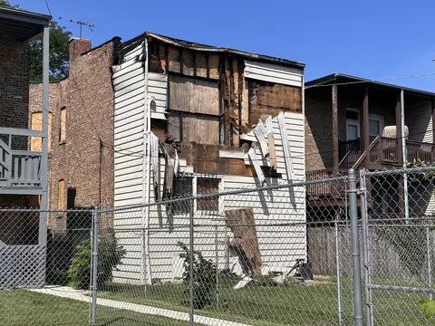 7239 S Champlain Ave, Chicago, IL 60619 photo 10