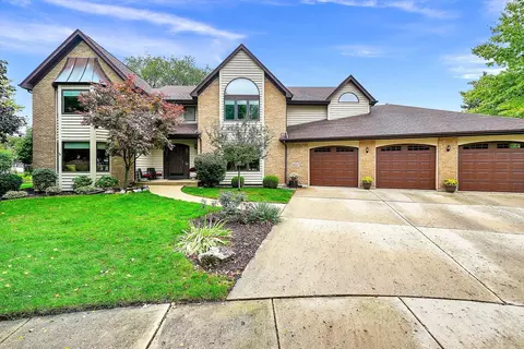 5924 Hillcrest Ct, Downers Grove, IL 60516