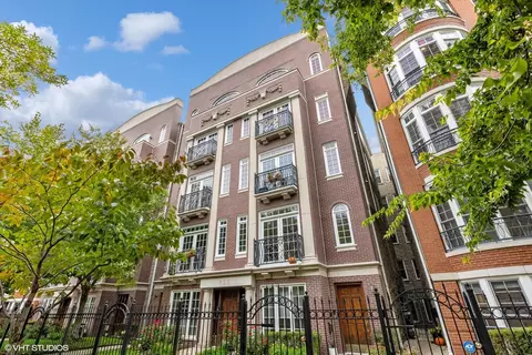 628 W Wrightwood Ave #3W, Chicago, IL 60614