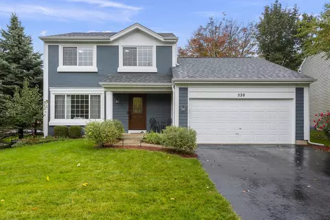 520 Bourbon Ln, Naperville, IL 60565