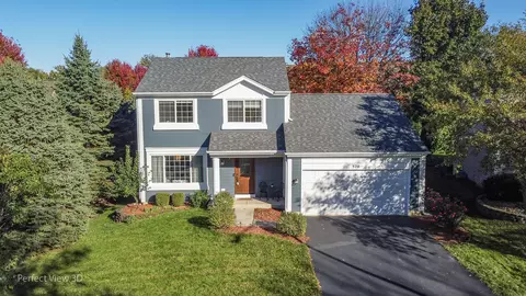 520 Bourbon Ln, Naperville, IL 60565 photo 2