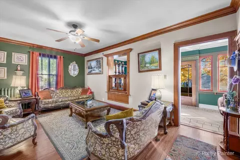 800 Wing St, Elgin, IL 60123 photo 9