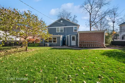 Undisclosed, Evanston, IL 60203 photo 18