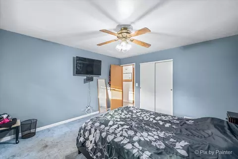 471 Melrose Ct, Elgin, IL 60123 photo 18