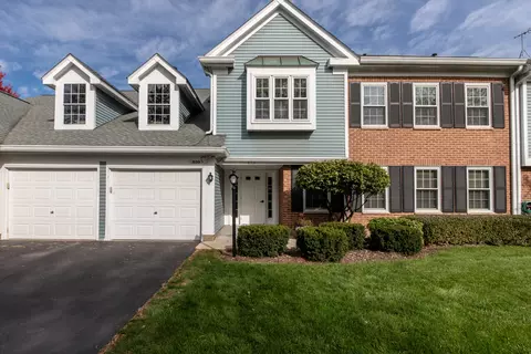 820 Butternut Ln #D, Mount Prospect, IL 60056