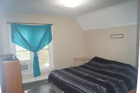 Bedroom - 474 Addison St, Elgin, IL 60120 photo 4 of 4