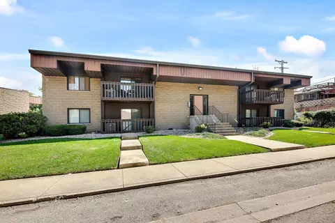 868 N Prairie Ave #2A, Joliet, IL 60435