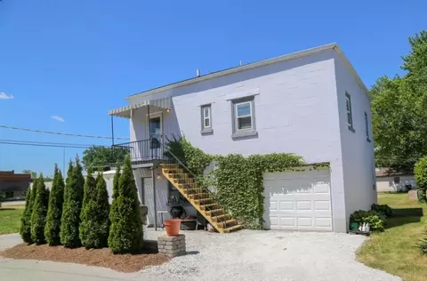 106 W North St, Peotone, IL 60468