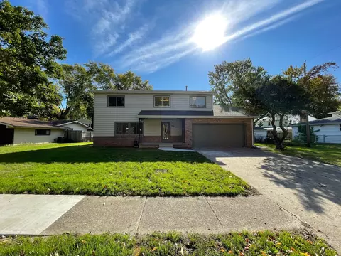 1805 Augusta Dr, Champaign, IL 61821 photo 4