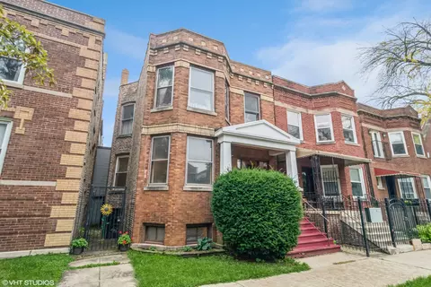 2455 N Maplewood Ave, Chicago, IL 60647
