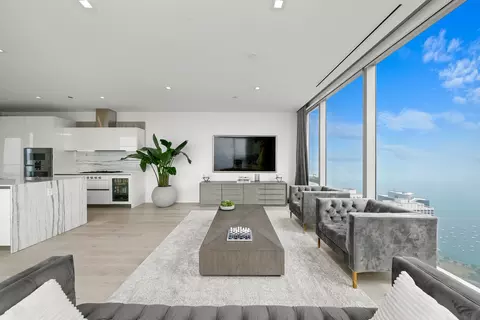 363 E Wacker Dr #5801, Chicago, IL 60601 photo 41