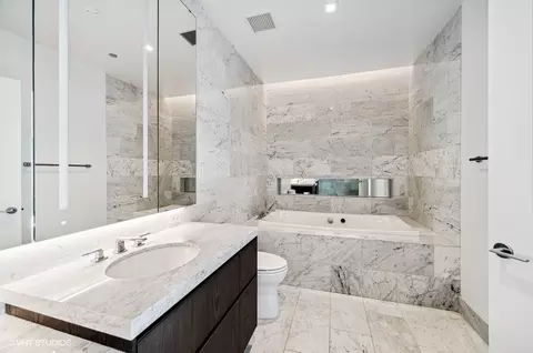 363 E Wacker Dr #5801, Chicago, IL 60601 photo 51