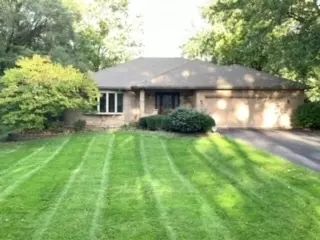 11 S325 Downers Dr, Lemont, IL 60439