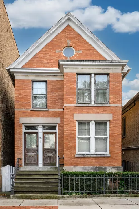 331 W Eugenie St, Chicago, IL 60614