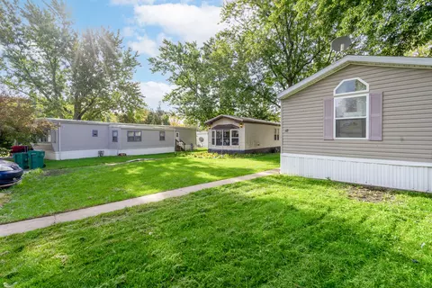 18 Birch St, Minooka, IL 60447 photo 3