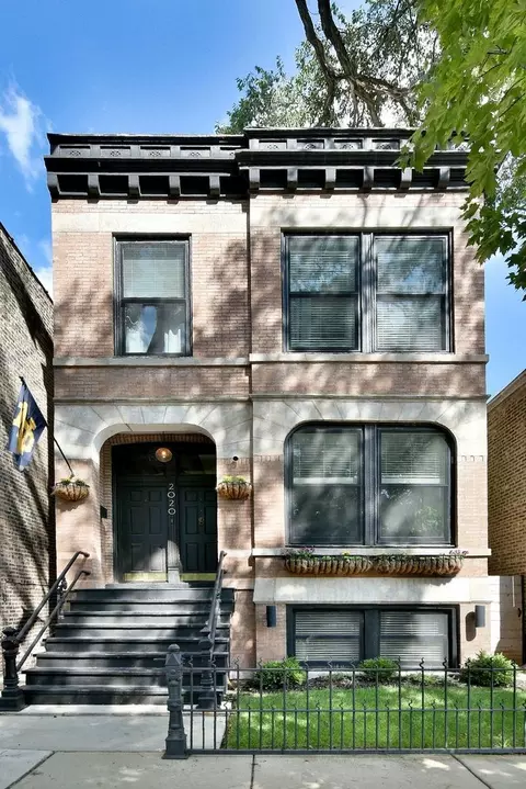2020 W Cortez St, Chicago, IL 60622